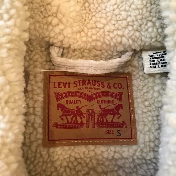 FINAL NWT Levi’s Original Trucker Jacket - Picture 5 of 8